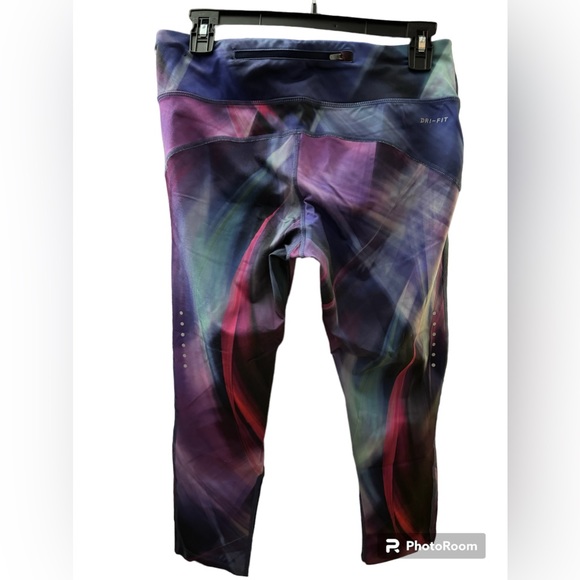 Nike capri leggings - Picture 2 of 4